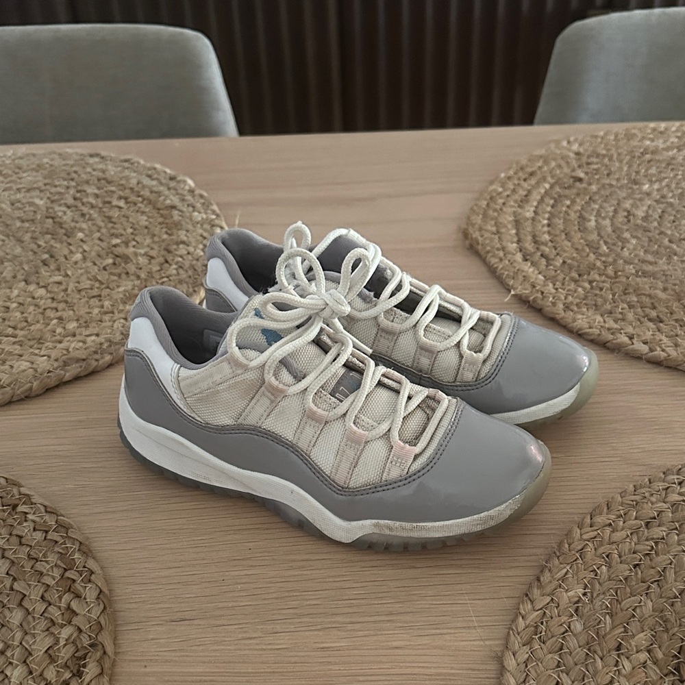 Jordan Kids Sneakers in Gray and White